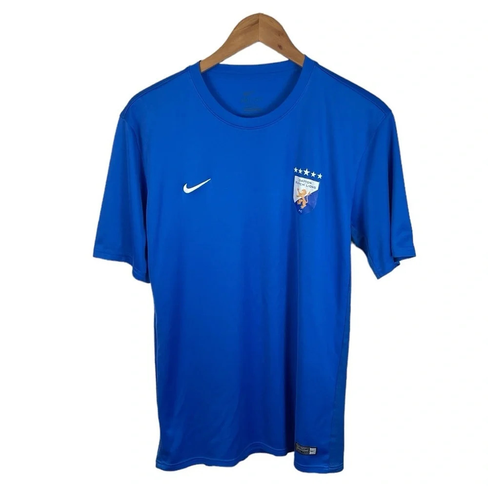 TS92 Nike Team Dri Fit Dayton Football Shirt L